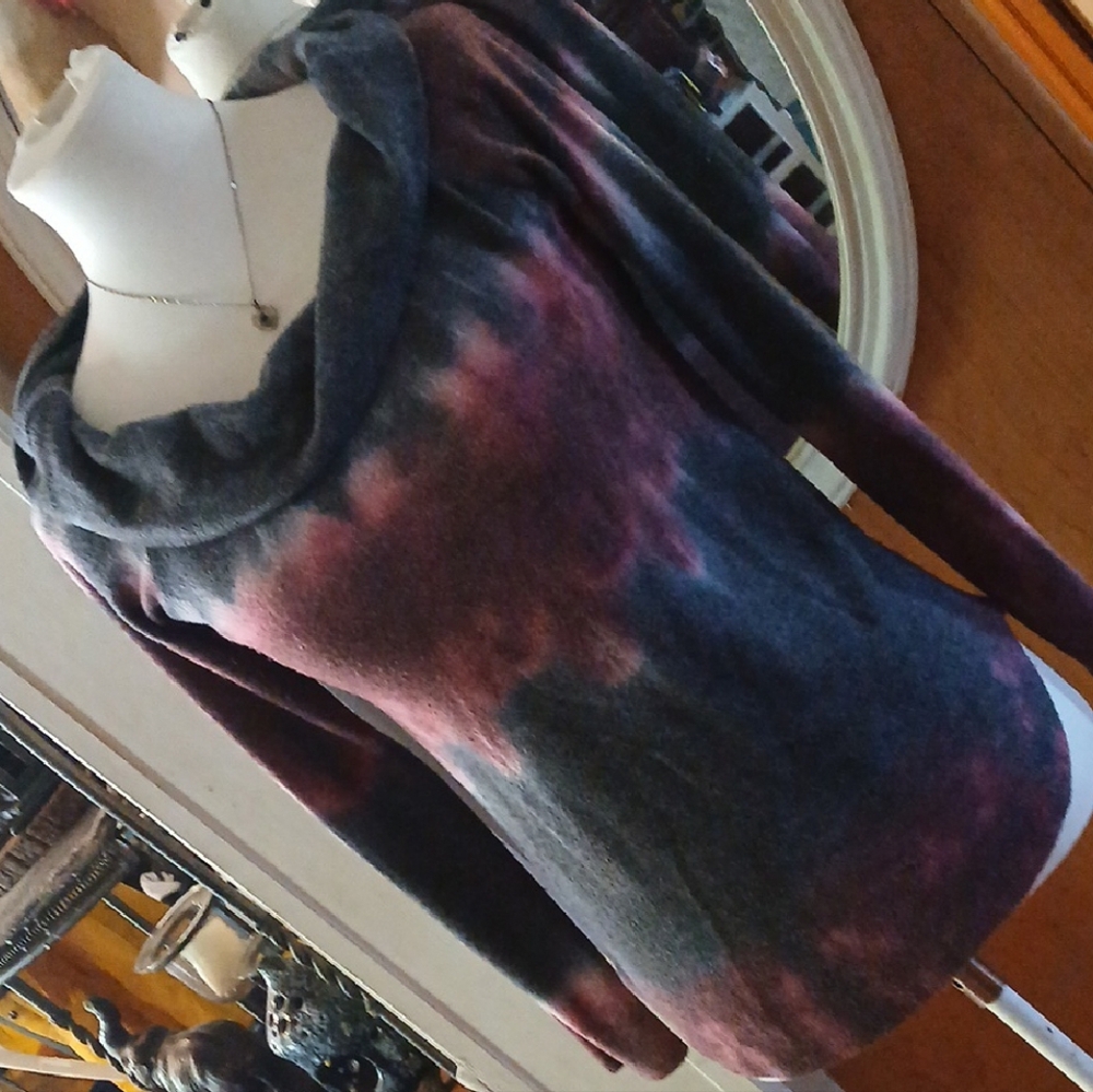 Women's Tie-Dye Cowl Neck Blouse